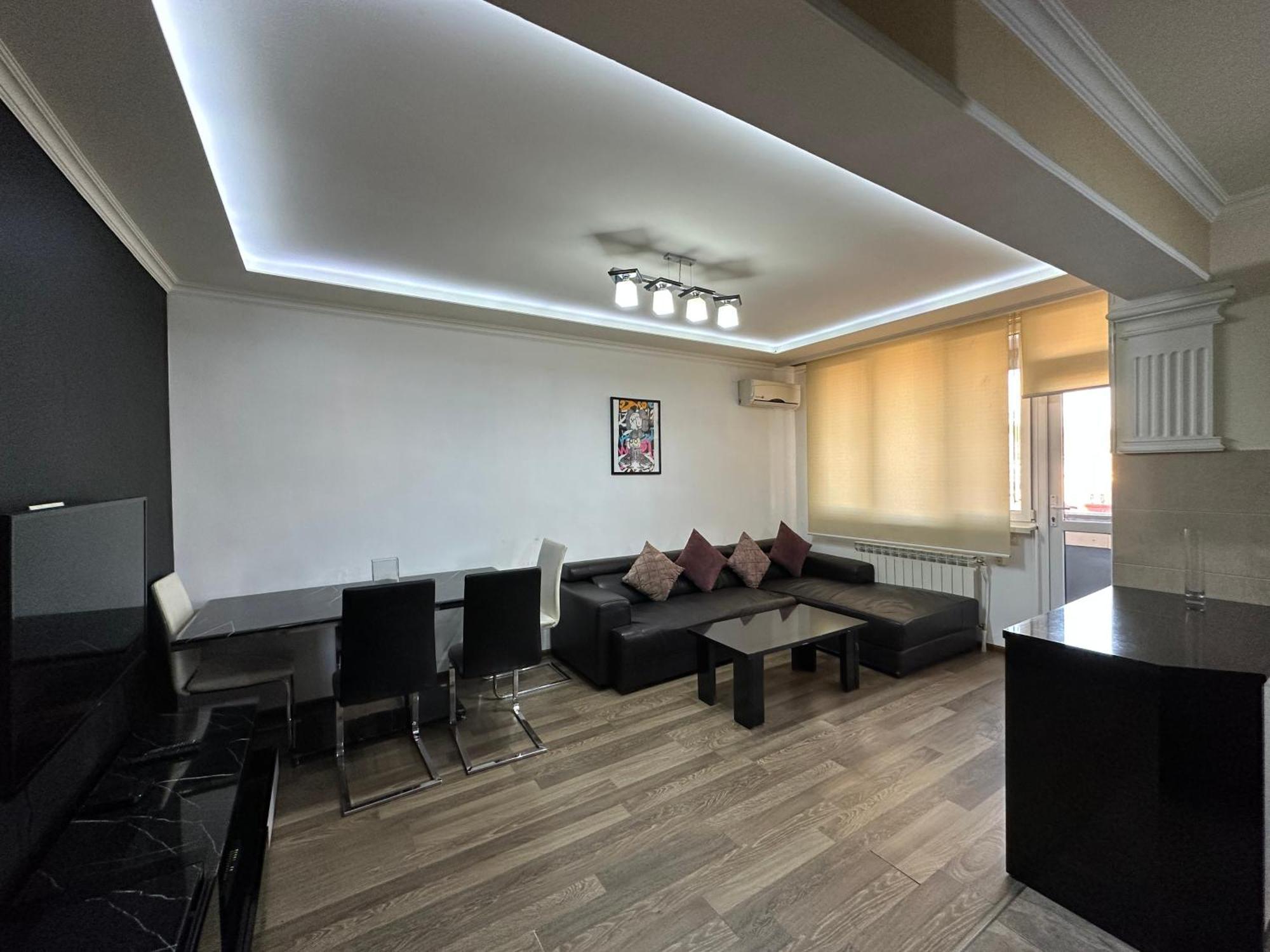 Yeznik Koghbatsi - Amiryan Crossroads 1 Bedroom Comfy Apartment With Balcony Ko100 Yerevan Exterior foto